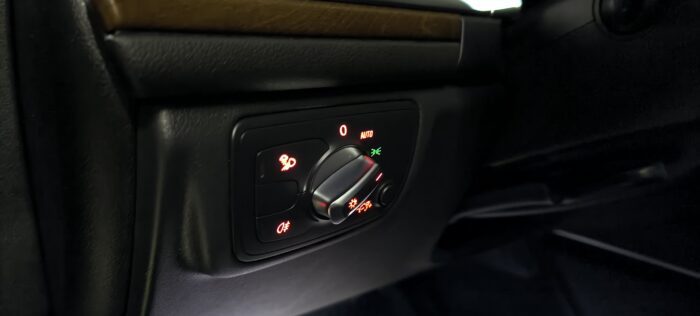 AUDI A6 3.0 310л.с. 2013 год